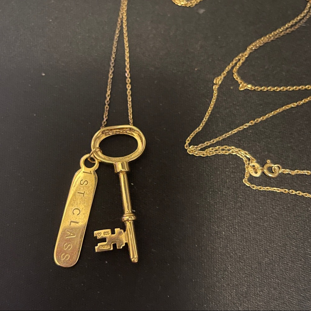 QVC Titanic 1st Class Necklace Pendant Sold Out - Picture 5 of 7